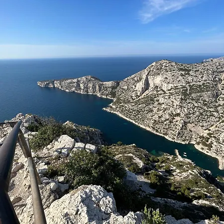 Apartment Calanques Pres Du Vieux Port *