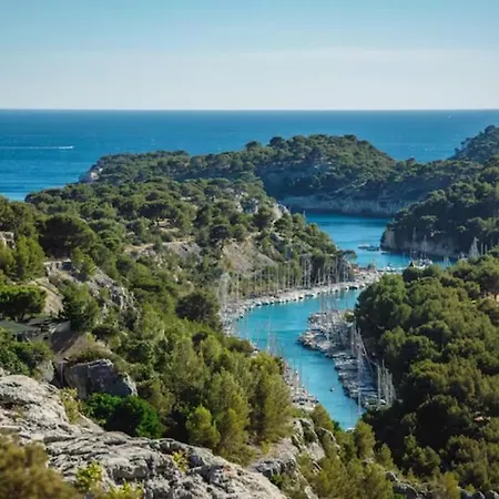 Calanques Pres Du Vieux Port * 马赛